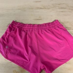 Lululemon Hotty Hot 2.5 Sonic Pink